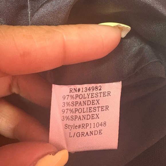 Sleek Black Blazer Jacket for Versatile Style - Picture 6 of 6